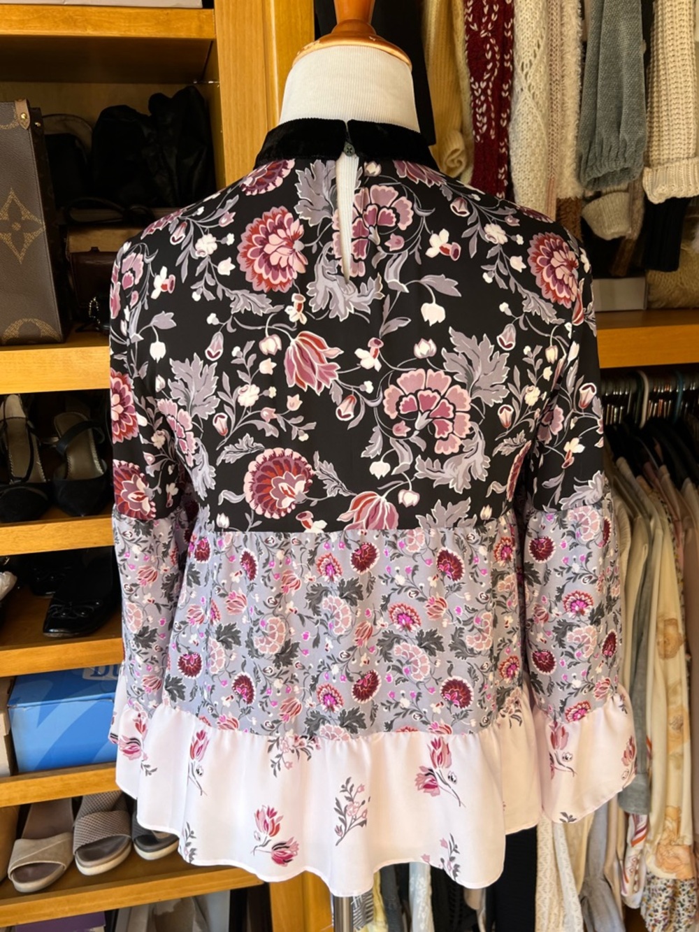 LOFT Floral Tiered Long-Sleeve Blouse with velvet neck band - Picture 3 of 11